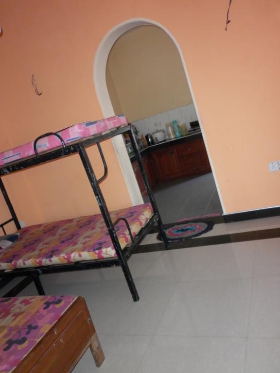 Seetha'S Hostel Negombo Quarto foto