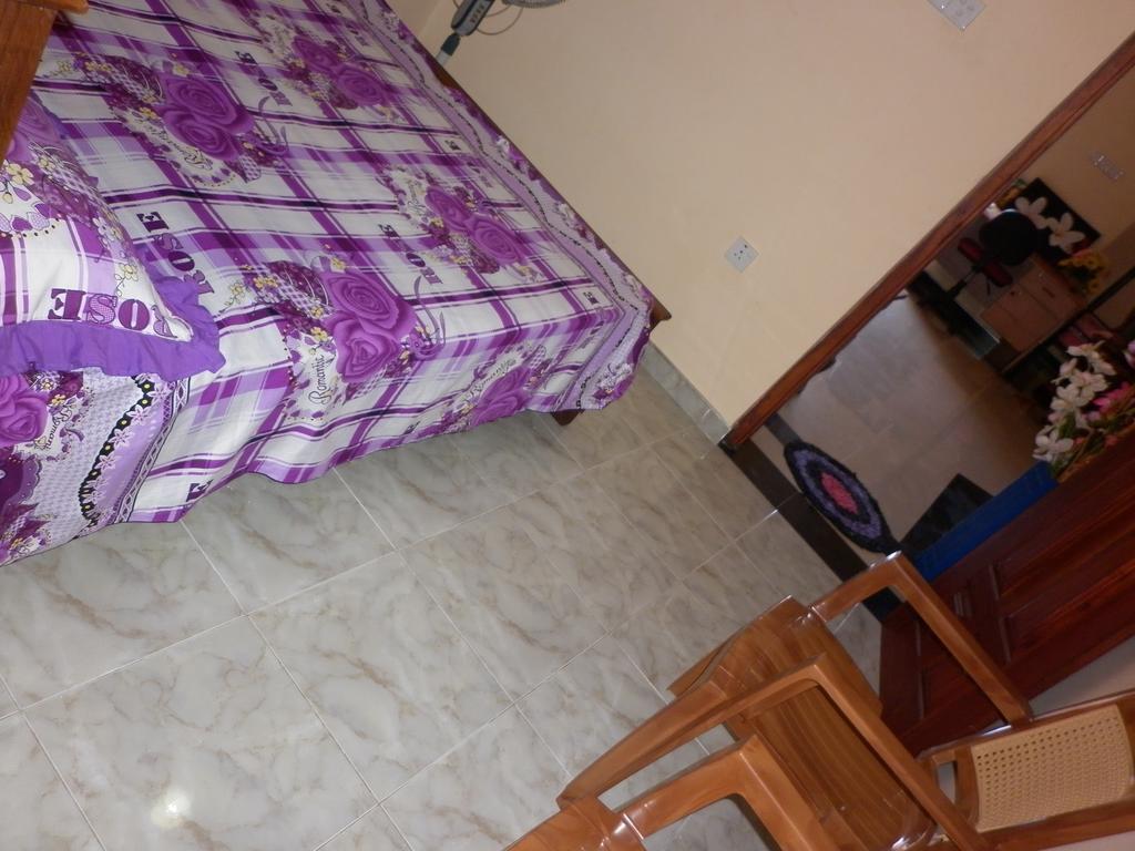 Seetha'S Hostel Negombo Quarto foto