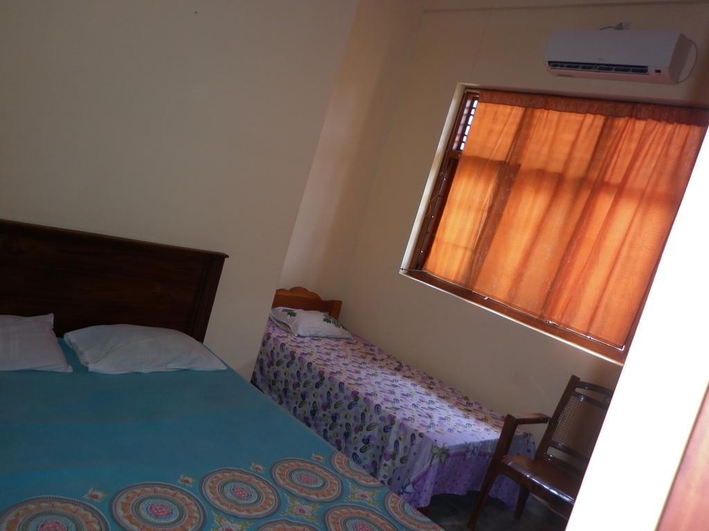 Seetha'S Hostel Negombo Quarto foto